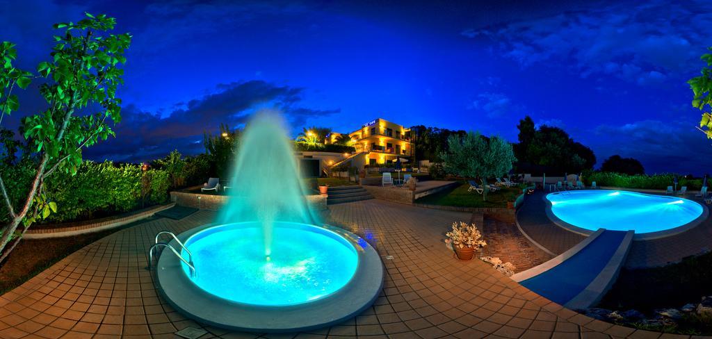 Hotel Le Cave シローロ エクステリア 写真